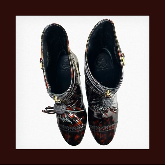 Tory Burch | Huxley Boot in Tortoise - Picture 9 of 14
